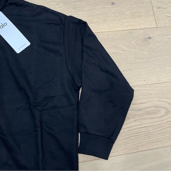 ALO Yoga Unisex Black Quarter-Zip Hoodie and Jogger Set - Picture 4 of 14